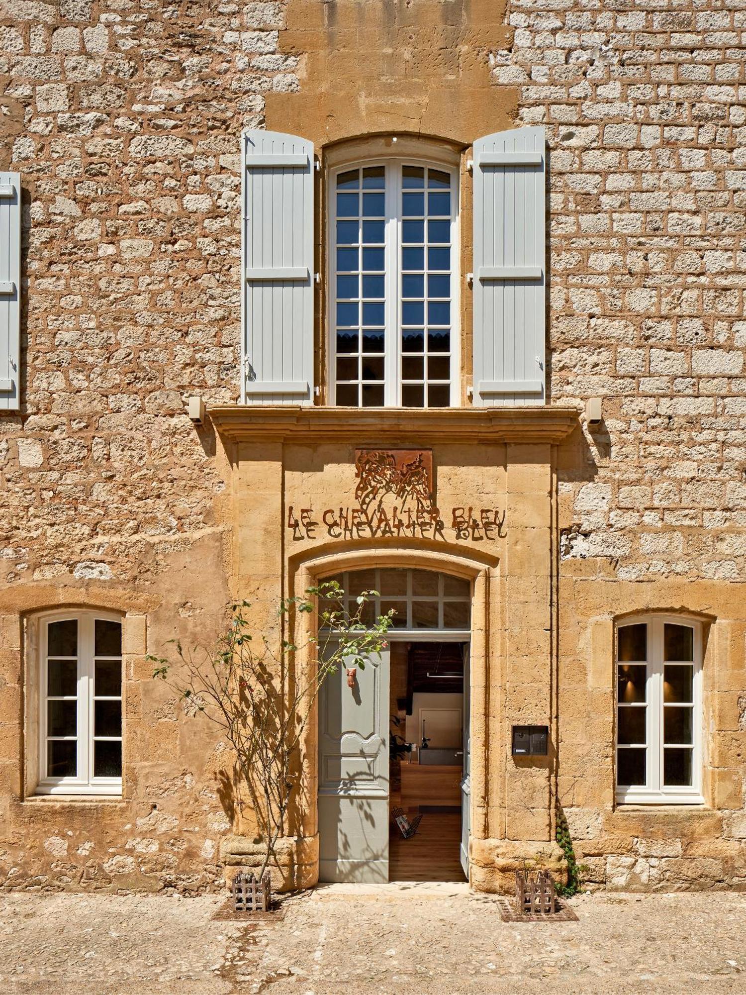 Hotel Le Chevalier Bleu มงปาซิเยร์ ภายนอก รูปภาพ